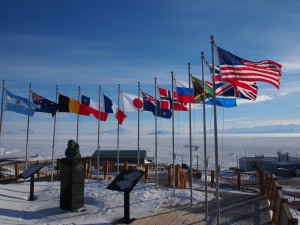 Welcome to Antarctica 29 - Glacier Explorer